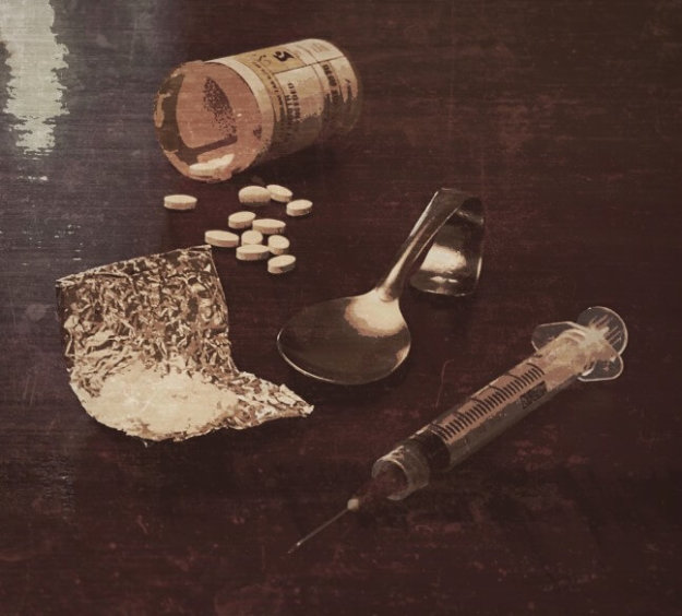 cocaine-laced-fentanyl Lines of cocaine and fentanyl laid out on a dark table.